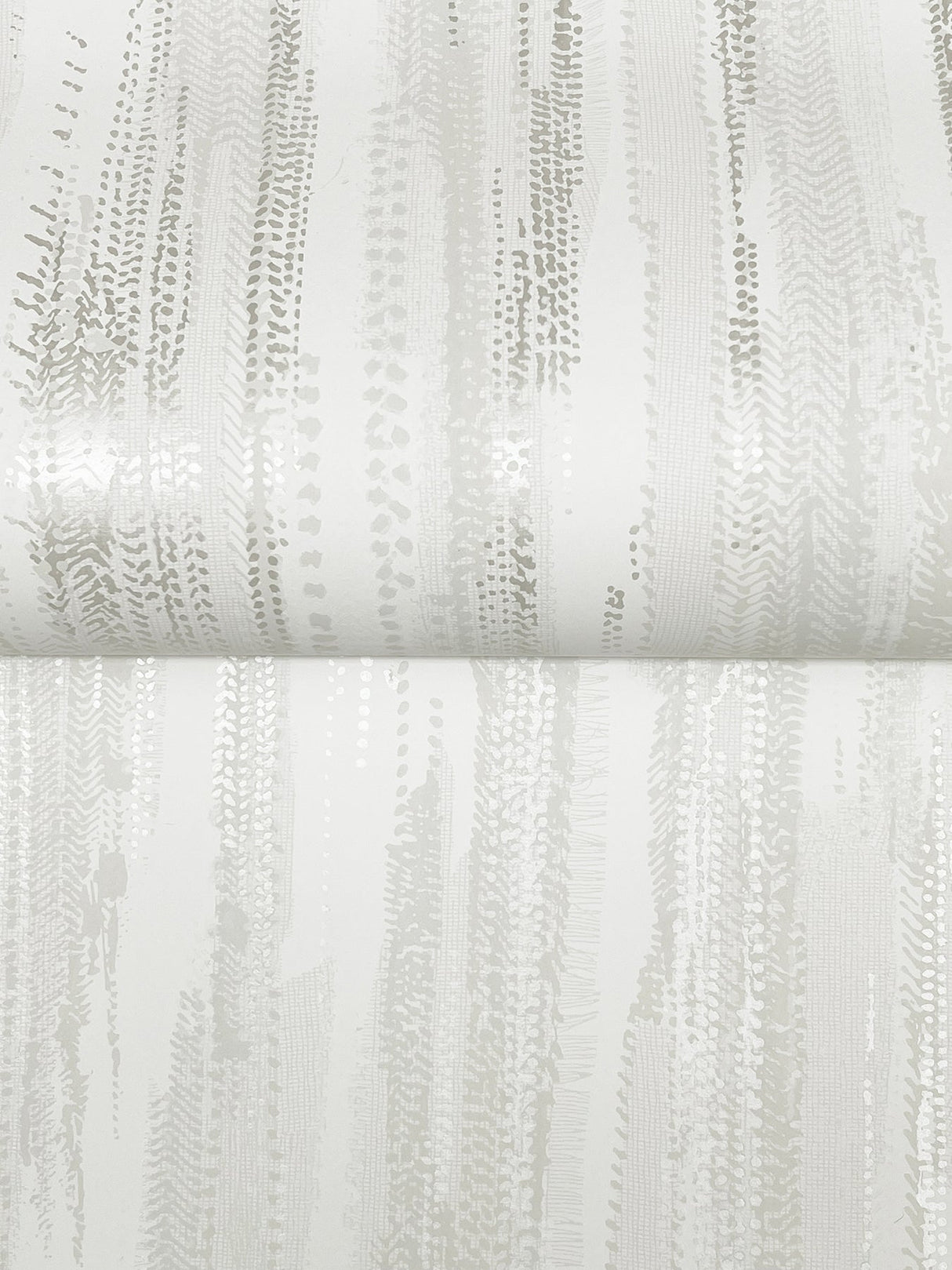 Tribeca White by Ronald Redding Texture Stripe Wallpaper – York Designer Series VR1522