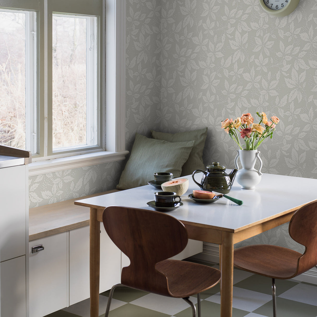 Vildvin Leaf by Boråstapeter Botanical Wallpaper – Schumacher 2029