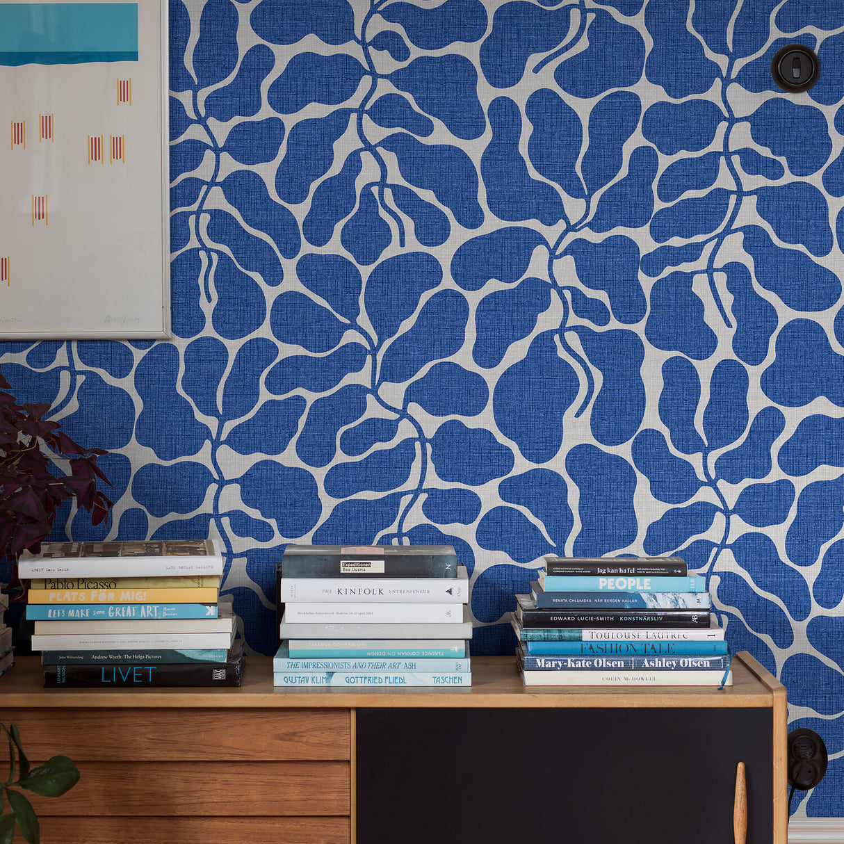 My Secret Garden Cobalt by Boråstapeter Botanical Wallpaper – Schumacher 2072