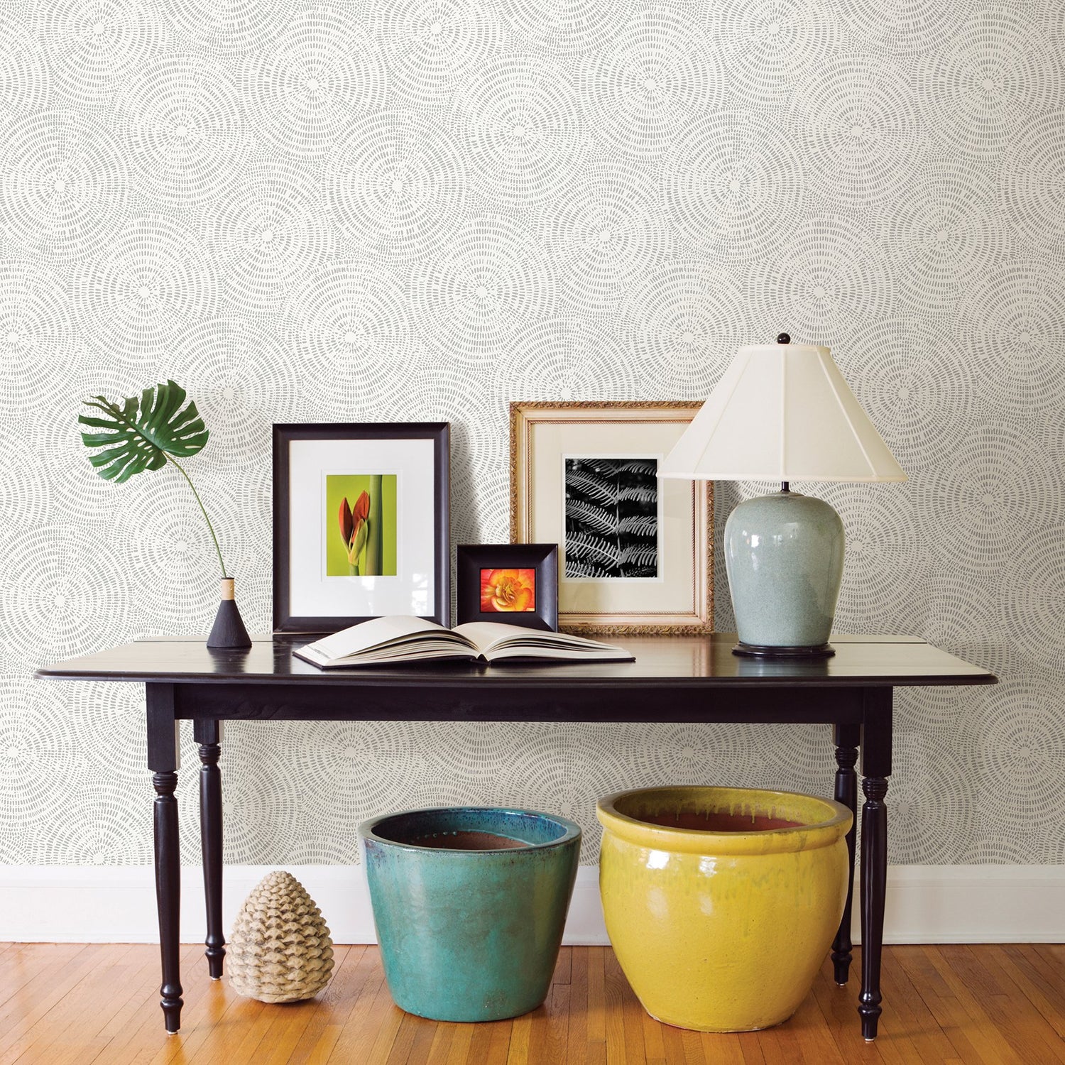 Vatten Platinum Geometric Wallpaper