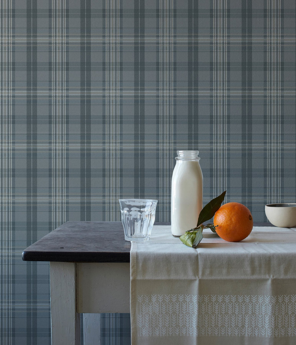 Austin Slate Plaid Wallpaper with Country Plaids Pattern - Chesapeake 3123-330214