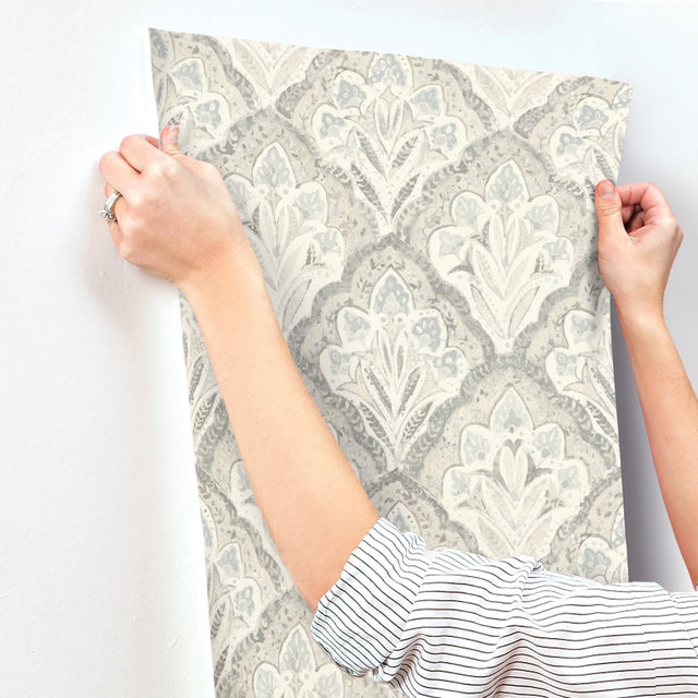 Mimir Grey Quilted Damask Wallpaper with Farmhouse Botanical Damask Pattern - Chesapeake 3125-72340