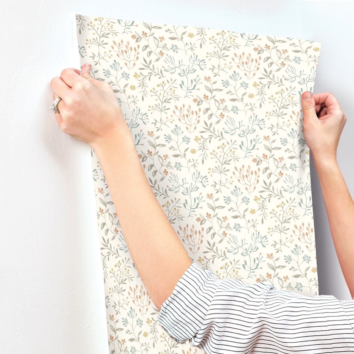 Tarragon Pastel Dainty Meadow Wallpaper with Botanical Flowers Motif - Chesapeake 3125-72353