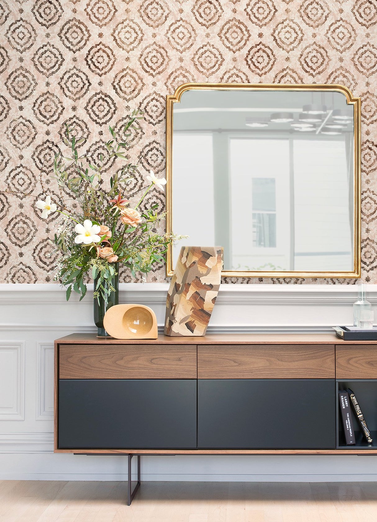 Uma Rose Gold Star Medallion Wallpaper with Metallic Foil Medallions - Brewster 4019-86423