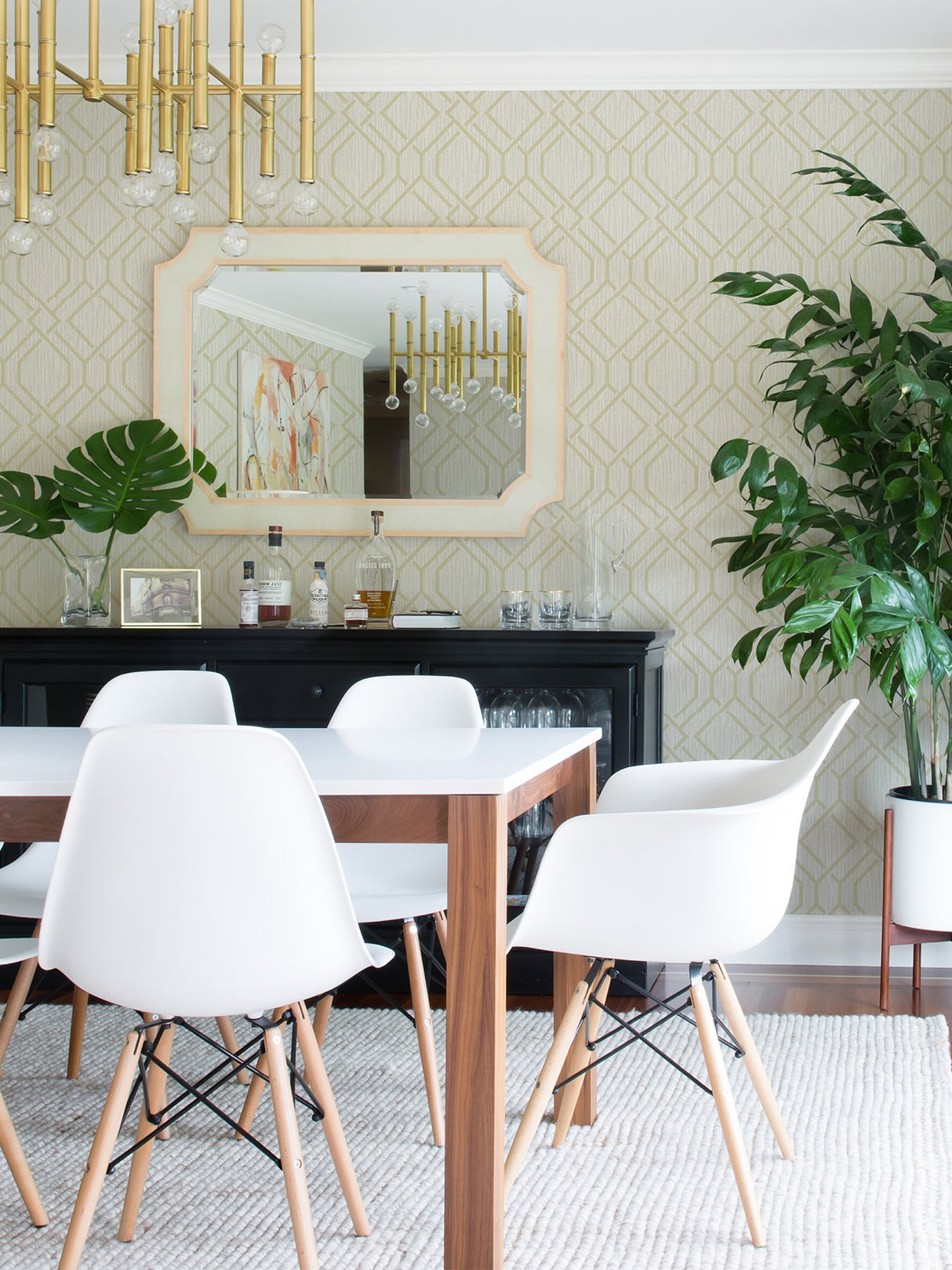 Frege Gold Trellis Wallpaper with Metallic Geometric Textured Pattern - Advantage 4025-82515