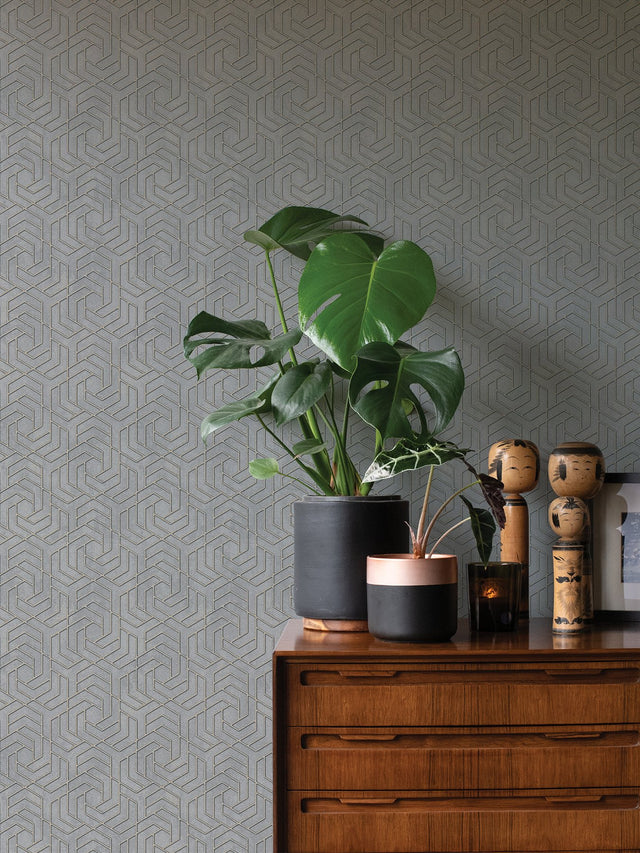 Tama Grey Geometric Wallpaper with Metallic Textured Graphic Pattern - Advantage 4035-32610