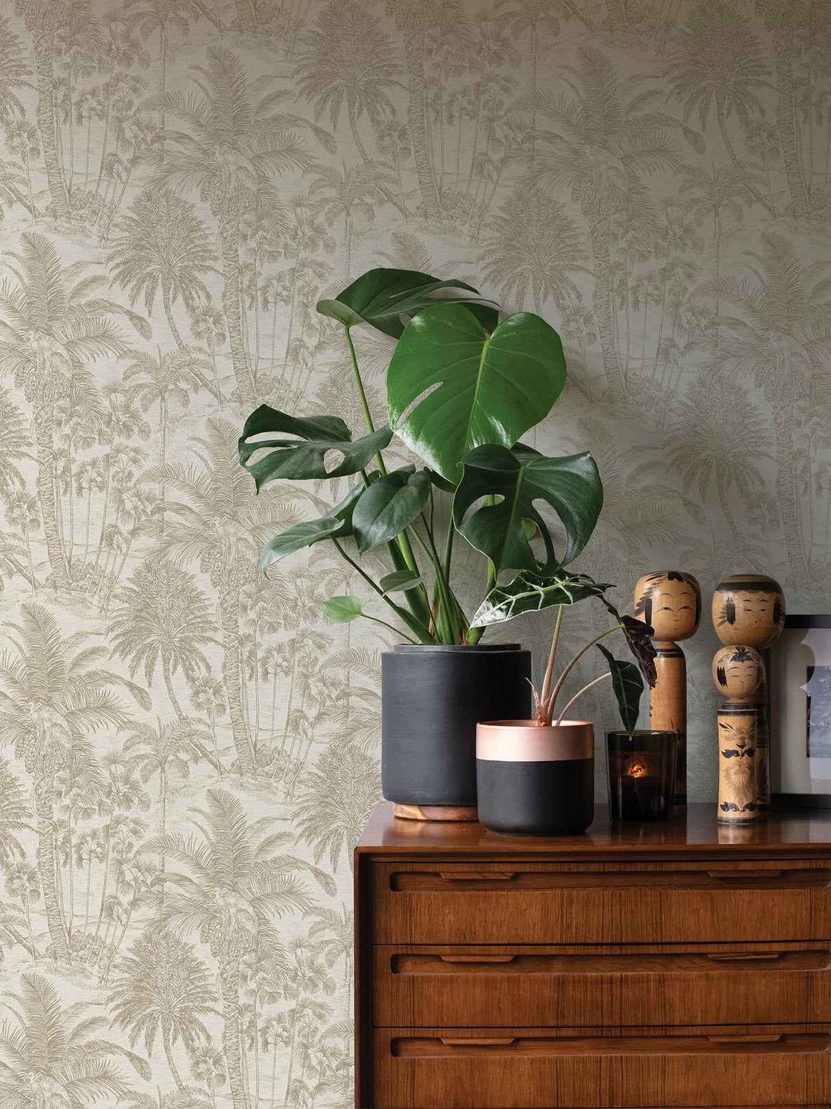 Yubi Gold Palm Trees Wallpaper with Botanical Trees Motif - Advantage 4035-832549