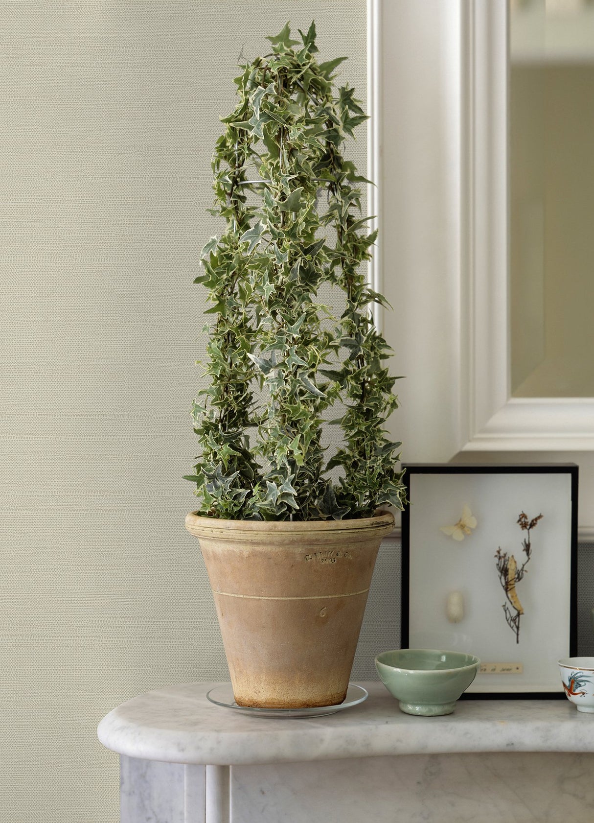 Aida White Horizontal Silk Wallpaper with Textured Fabric & Woven Motif - Sirpi 4058-24857