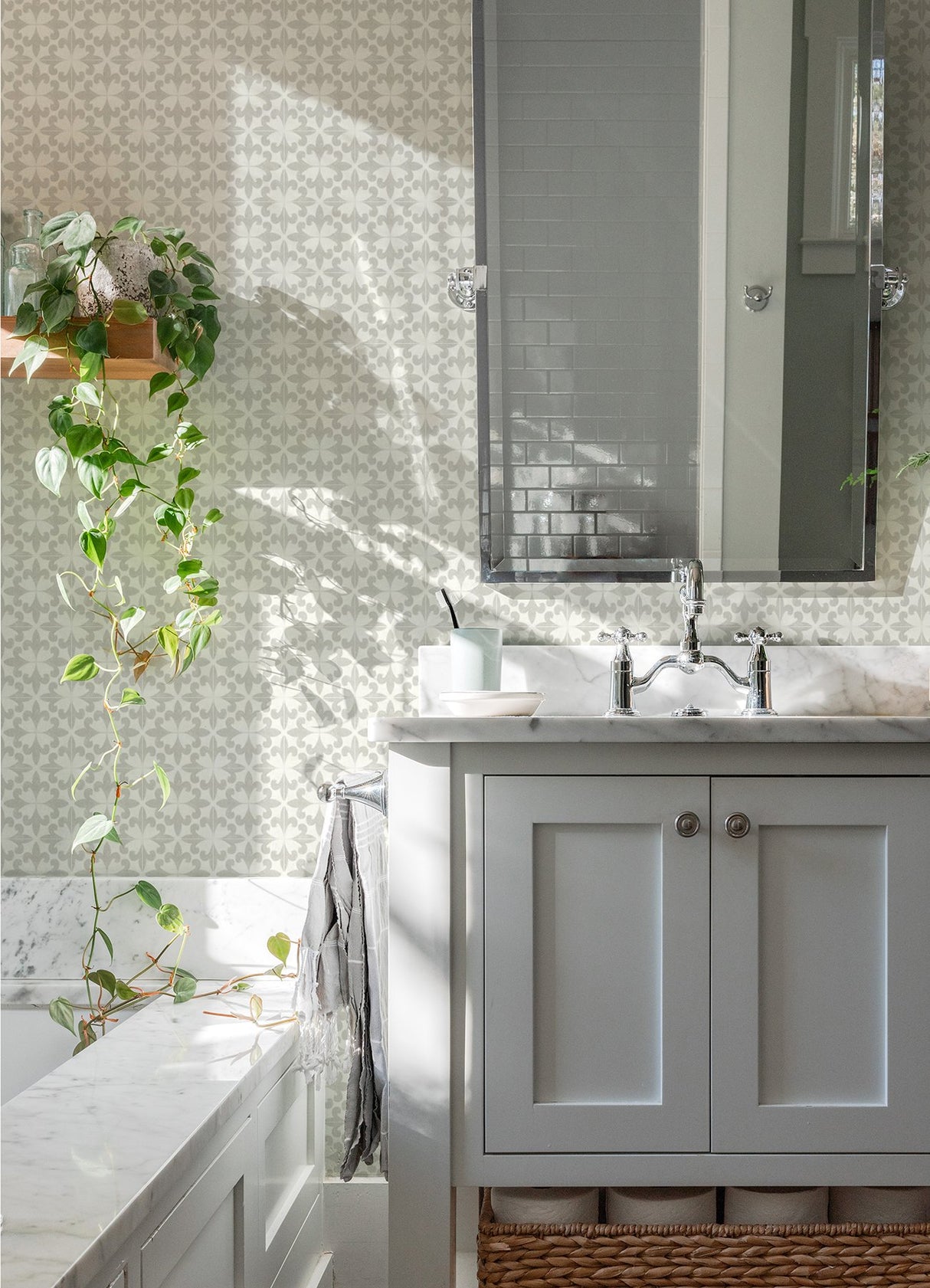 Remy Light Grey Fleur Tile Wallpaper with Sure Strip Graphics Pattern - Chesapeake 4072-70034