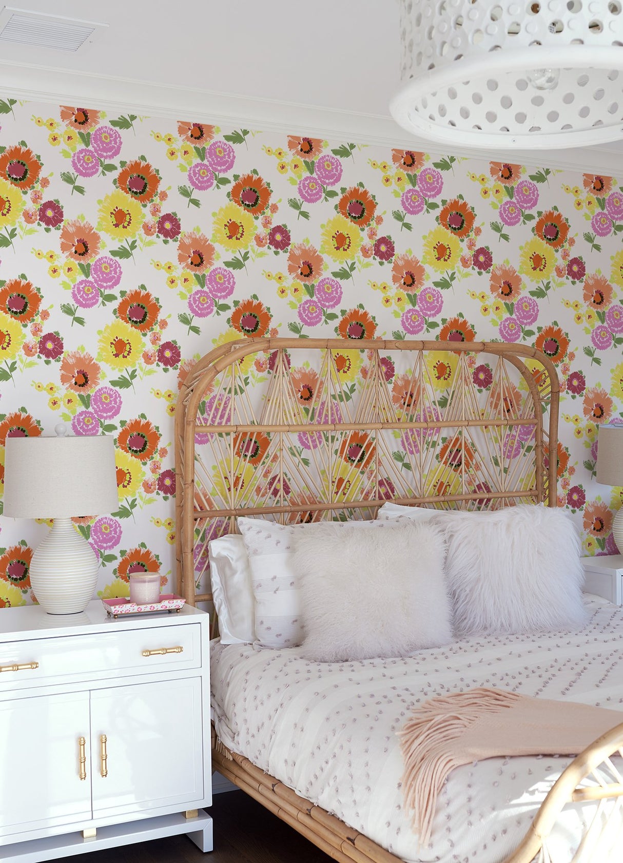 Essie Yellow Painterly Floral Wallpaper with Bohemian Botanical Flower Motif - Brewster 4081-26323