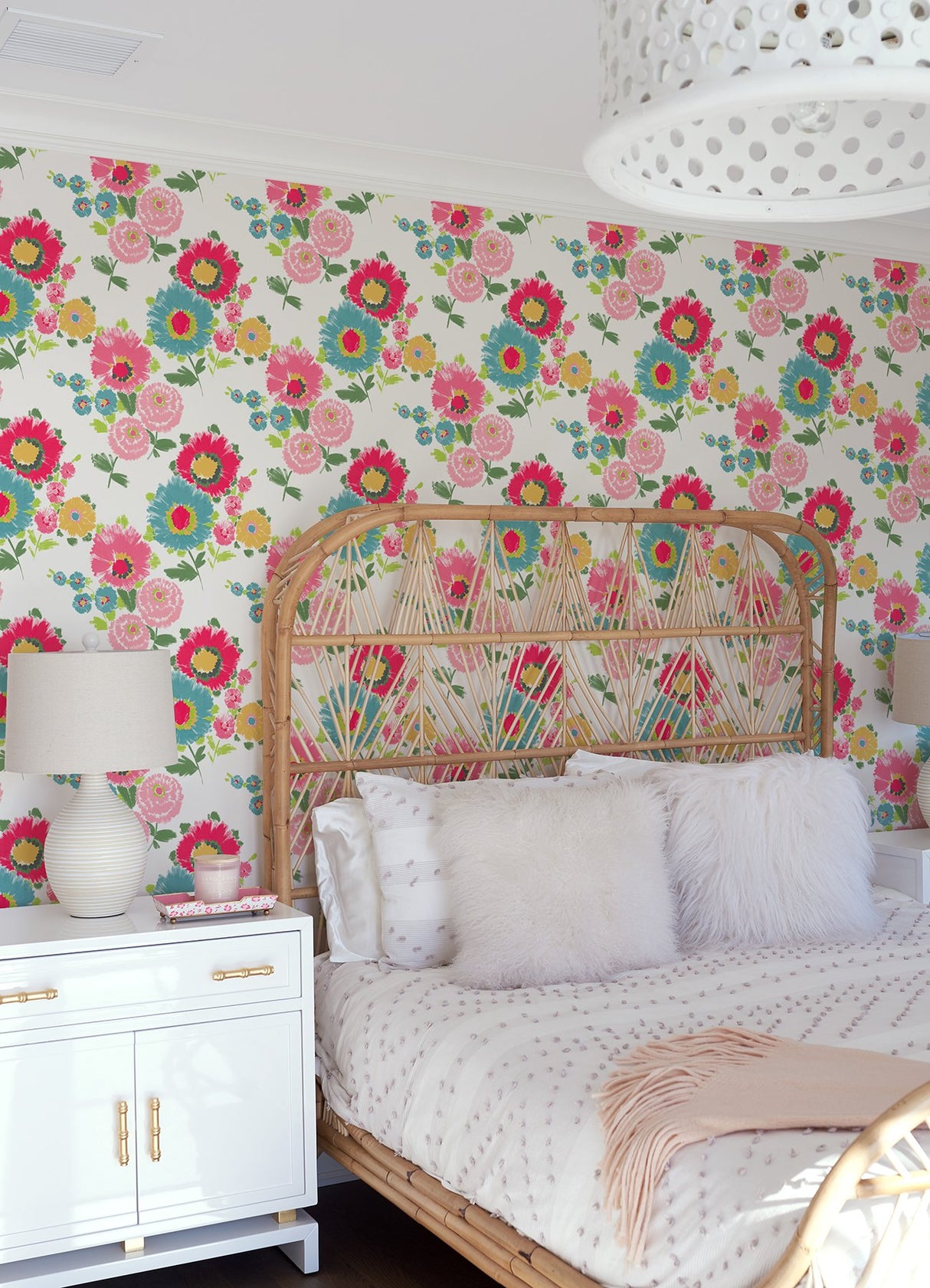 Essie Pink Painterly Floral Wallpaper with Bohemian Botanical Flower Motif - Brewster 4081-26326
