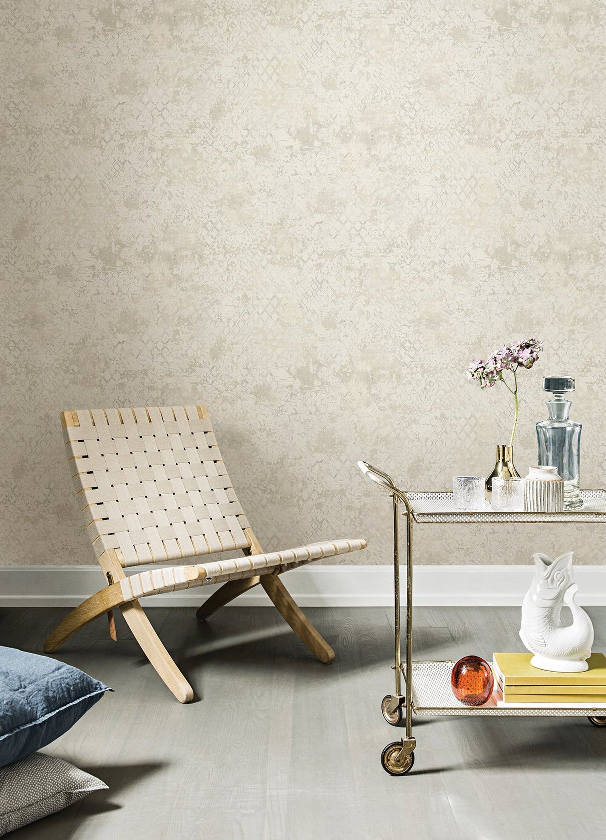 Zilarra Pearl Abstract Snakeskin Wallpaper with Metallic Geometric Animal Print - A-Street Prints 4105-86615