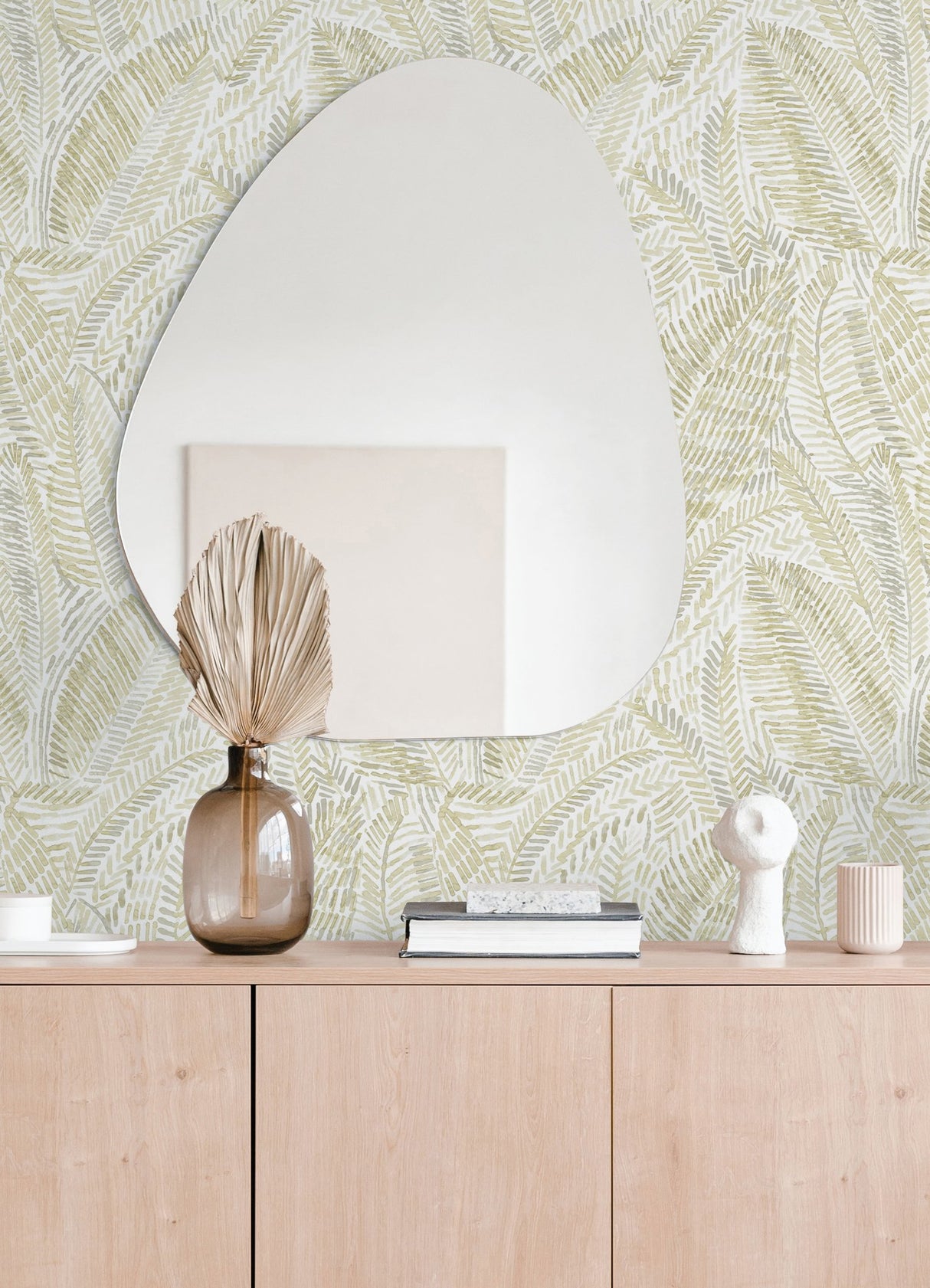 Fildia Honey Botanical Wallpaper with Bohemian Abstract Leaf Motif - Brewster 4121-26952