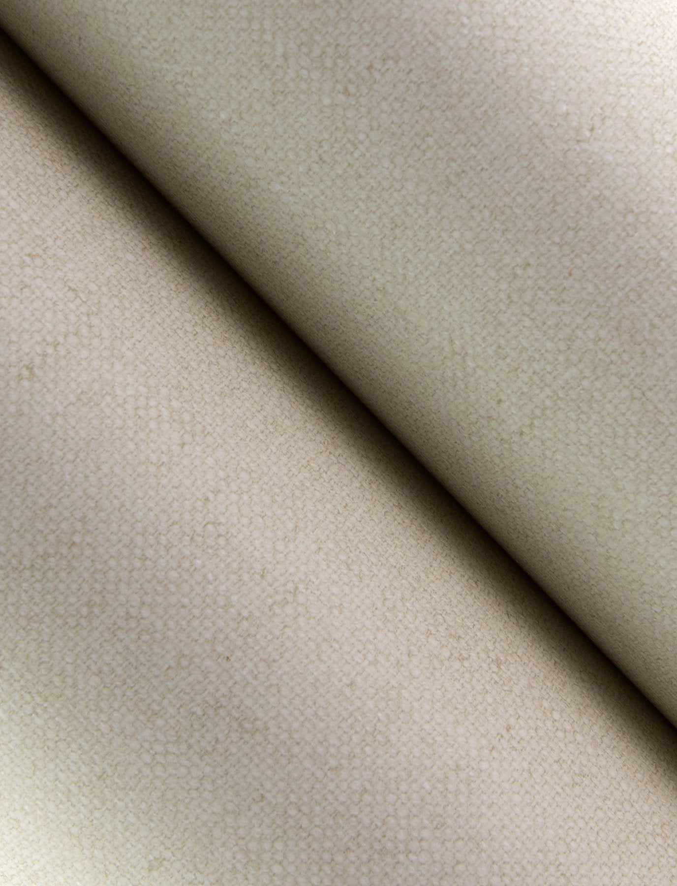 Chambray Dove Fabric Weave Wallpaper with Textured Sure Strip in Transitional Fabric Textures Pattern - Chesapeake 4134-72551