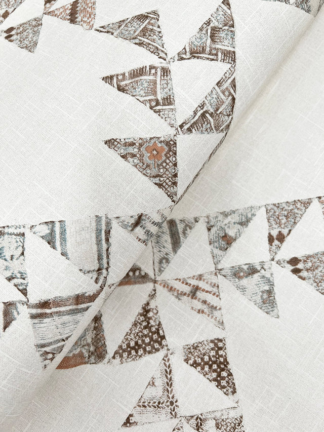 Scrap Quilt Light Brown Wallpaper with Geometric Quilt Motif - Chesapeake 4142-72631