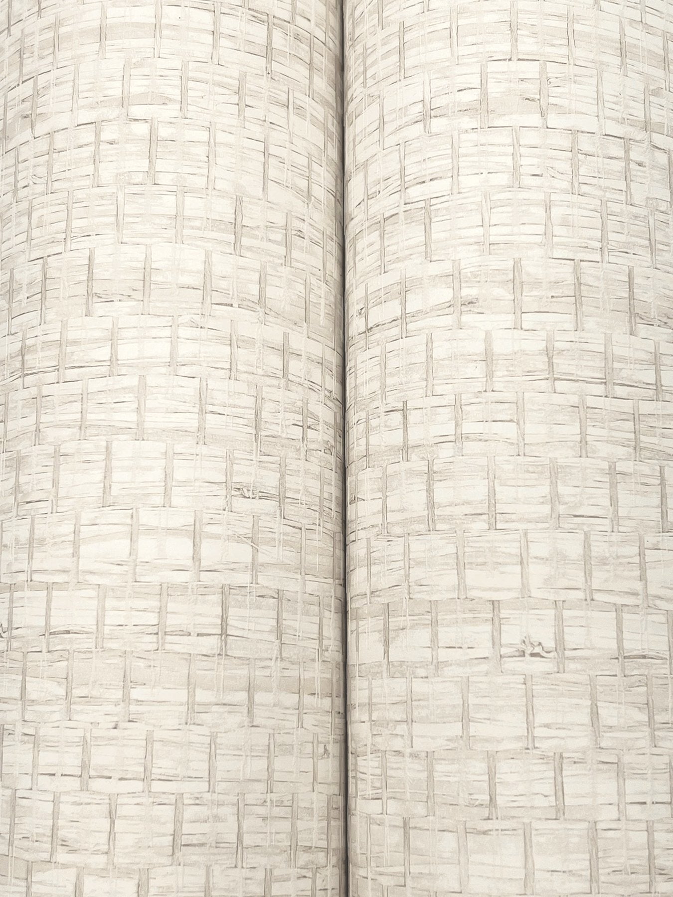 Plaited Grass Cream Wallpaper with Faux Grasscloth Basketweave - Chesapeake 4142-72650