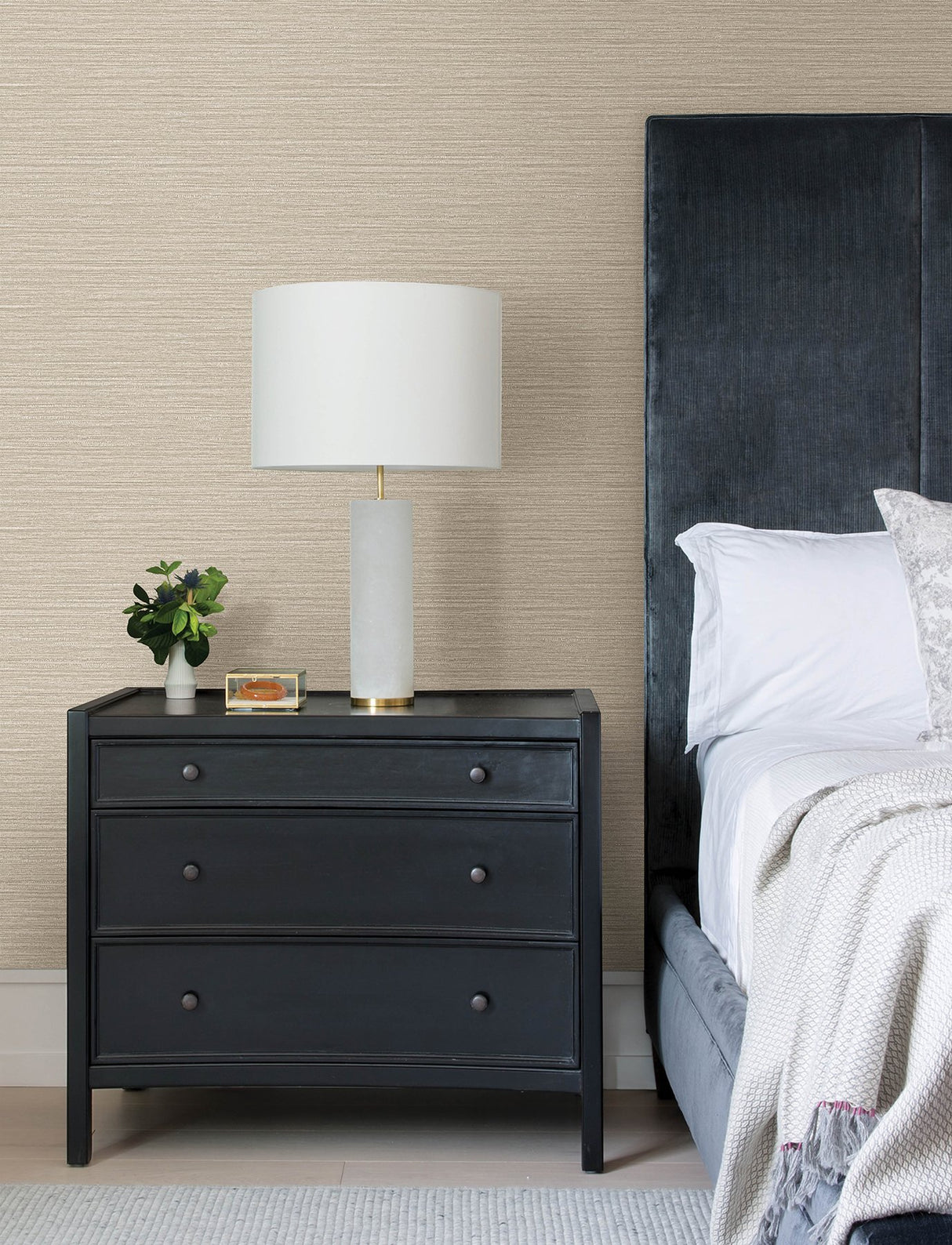 Hazen Taupe Shimmer Stripe Wallpaper with Faux Grasscloth Modern Pattern - Advantage 4144-9137