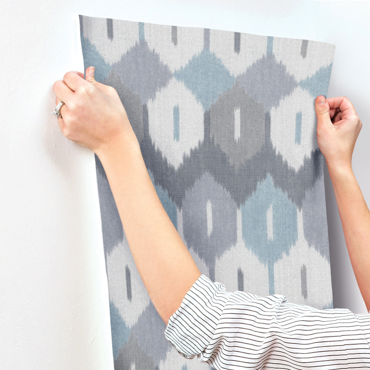 Abilene Denim by A-Street Prints Ikat Wallpaper – A-Street Prints 4147-27407