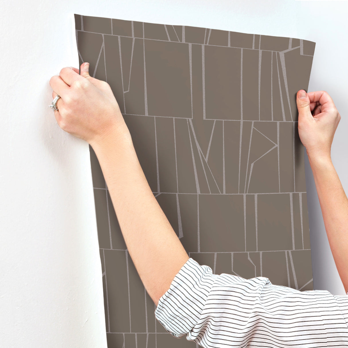 Huntington Chocolate by Scott Living Geometric Stripe Wallpaper – A-Street Prints 4155-72822