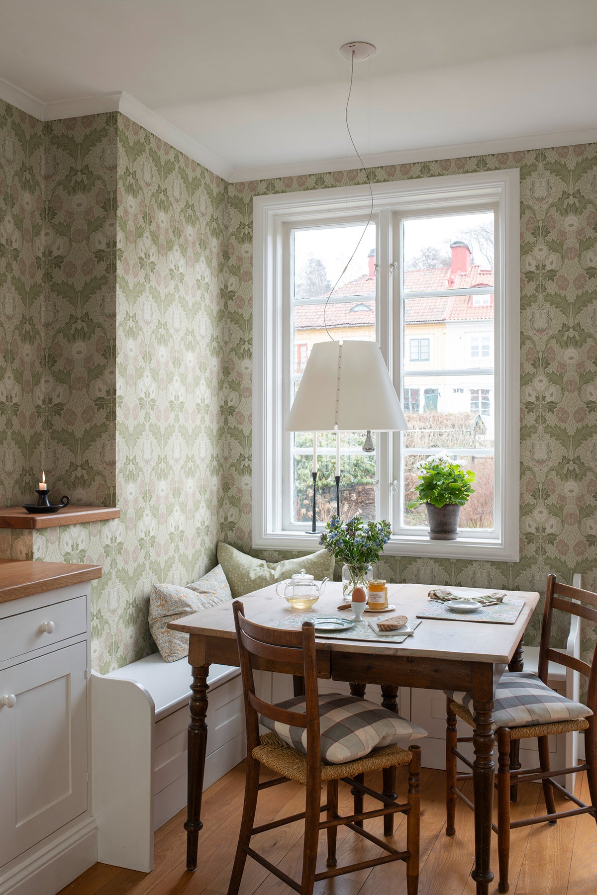 Myrtle Mauve by A-Street Prints Floral Ogee Wallpaper – Brewster Home Fashions 4171-82057