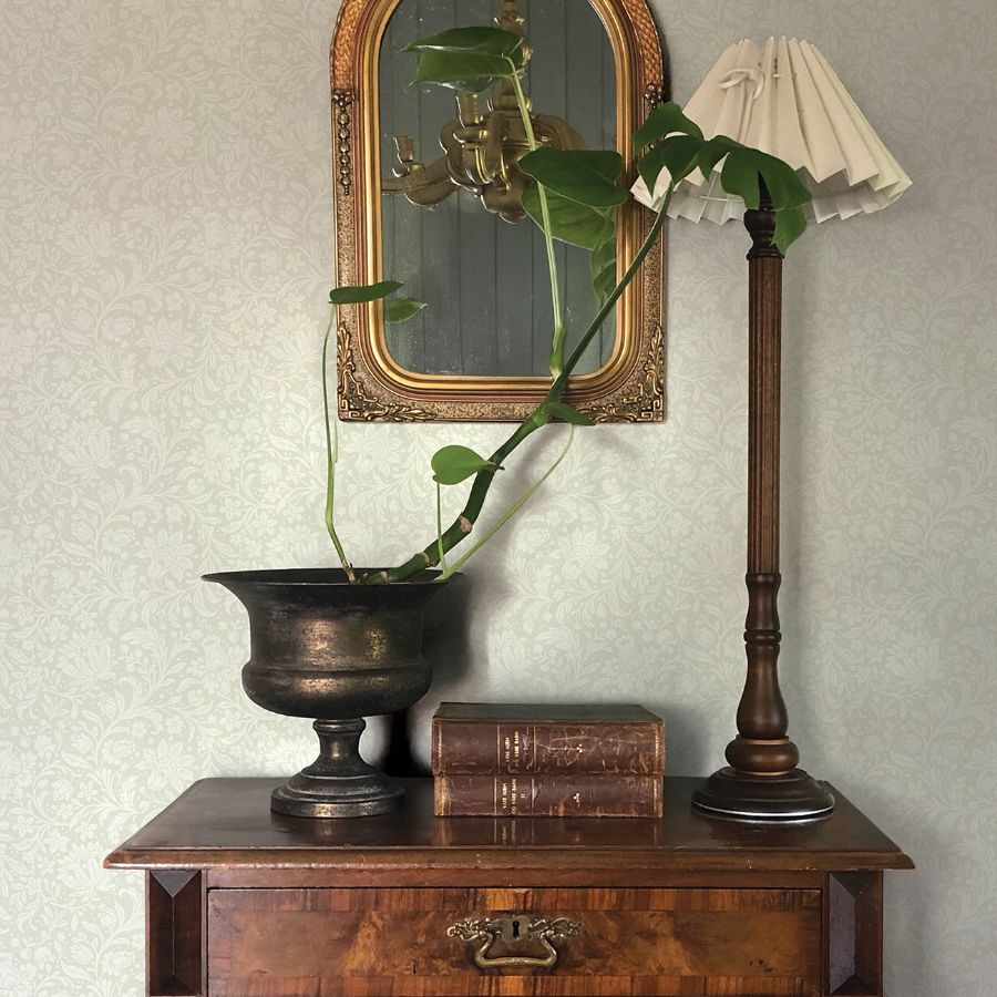 Hague Ivory by Chris Loves Julia Floral Trail Wallpaper – A-Street Prints 4173-27629