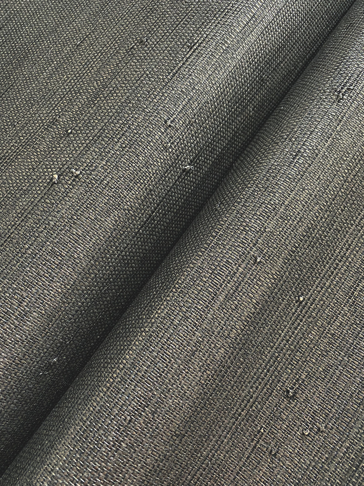 Mycroft Slate by Chris Loves Julia Grasscloth Wallpaper – A-Street Prints 4173-82103