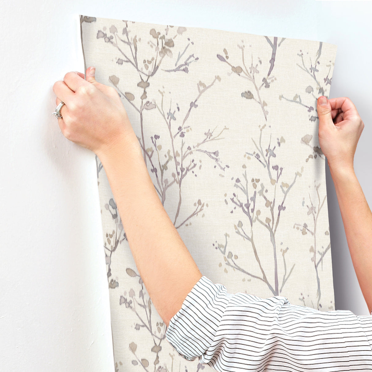 Silverling Lavender by A-Street Prints Budding Branches Wallpaper – A-Street Prints 4177-27722