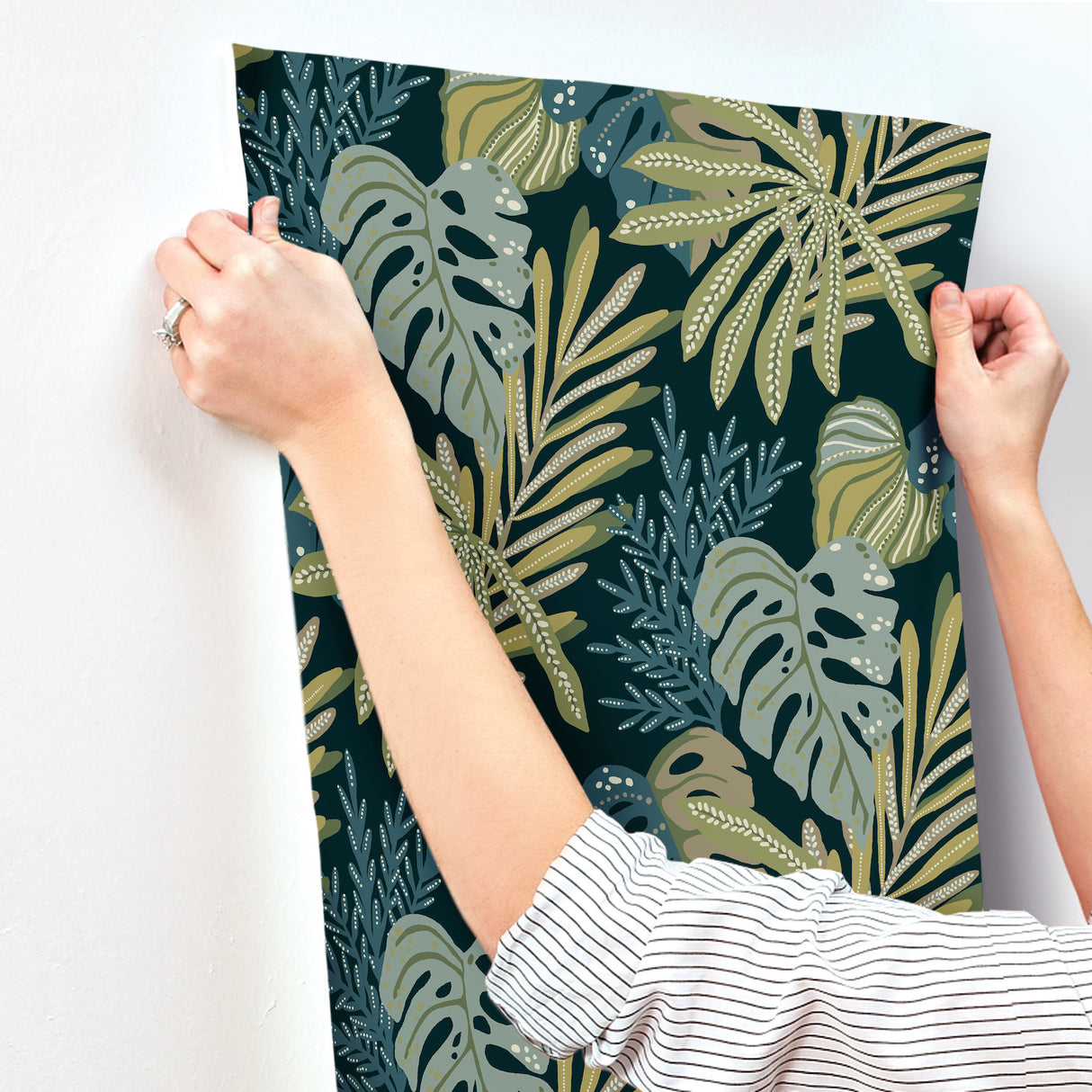Alocasia Green by A-Street Prints Tropical Foliage Wallpaper- A-Street Prints 4177-27739