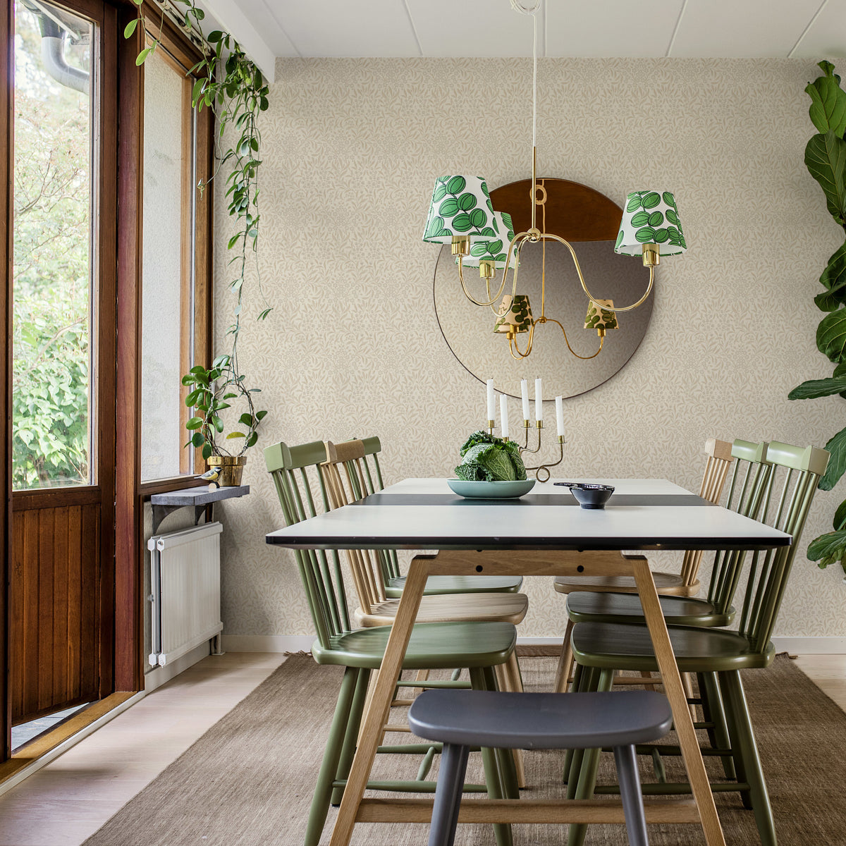 KRYDDHYLLAN Ivory Botanical Wallpaper by Boråstapeter – Schumacher 4185