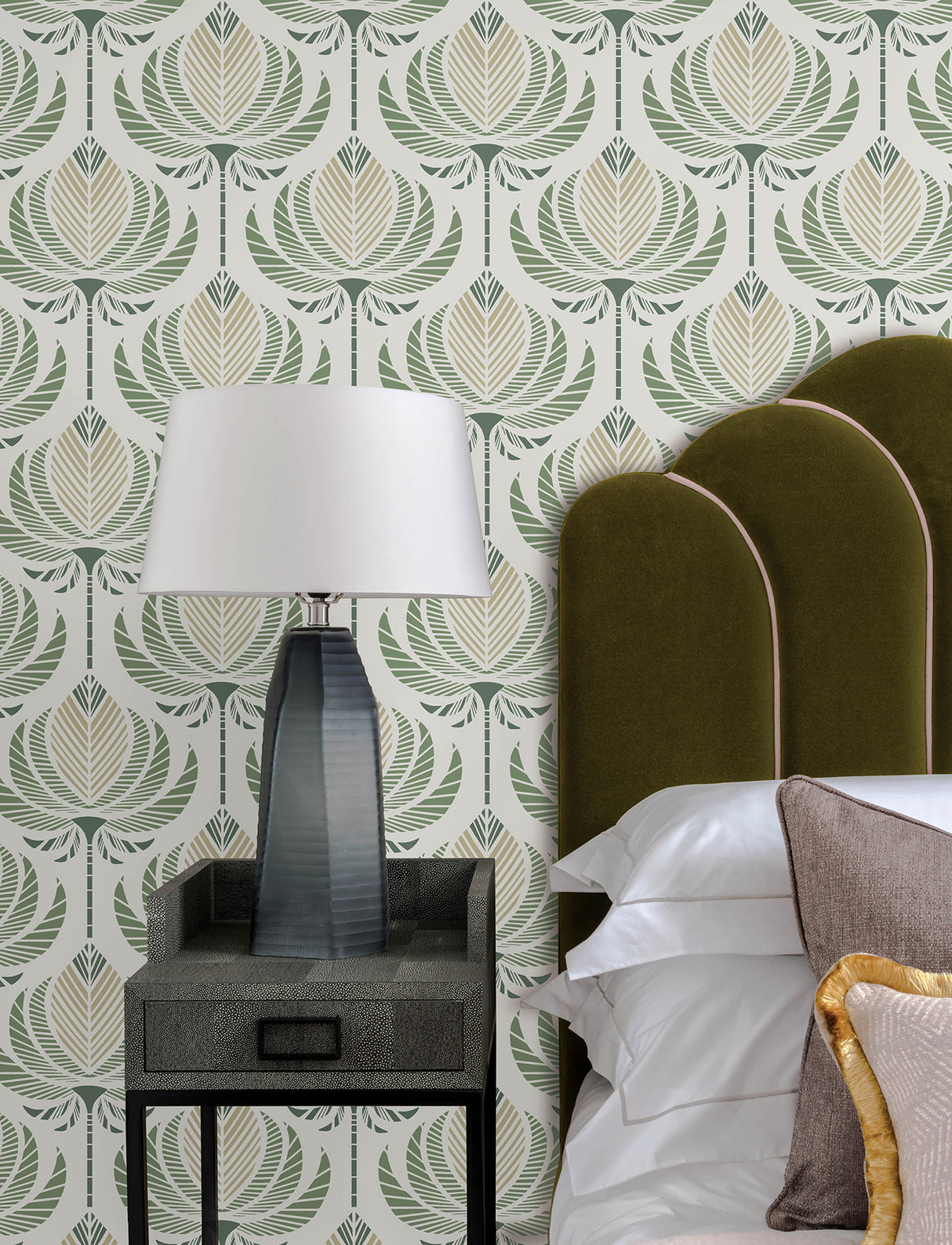 Ferrenby Green by A-Street Prints Lotus-Shaped Floral Fan Art Deco Unpasted Non Woven Wallpaper from the Moderne Deco Collection - 4198-27830
