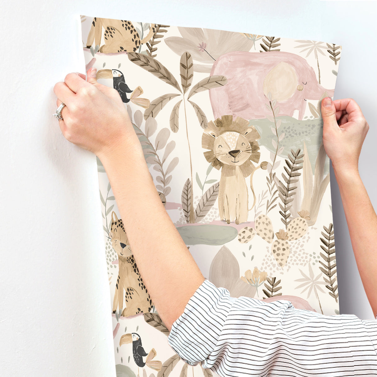 In The Jungle Pink by Advantage Animal Friends Wallpaper – Brewster 4203-27557