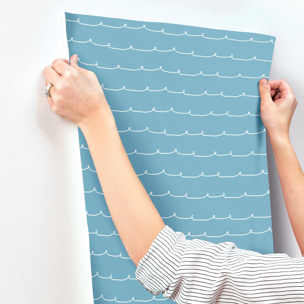 Wiggle Line Blue by Advantage Stripe Wallpaper- Brewster Home Fashions 4203-27572