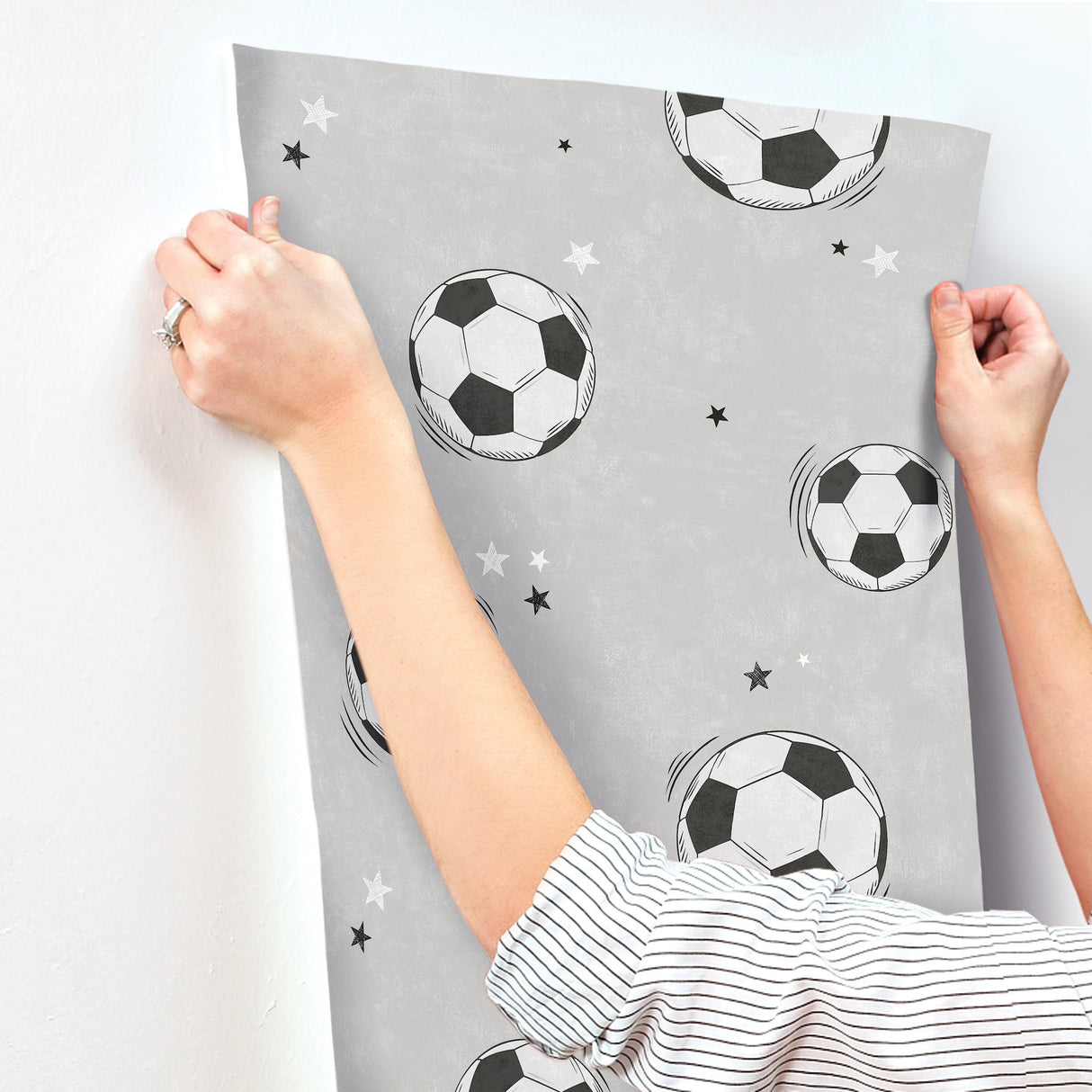 Footballs Grey by Advantage Soccer Wallpaper – Brewster Home Fashions 4203-27590