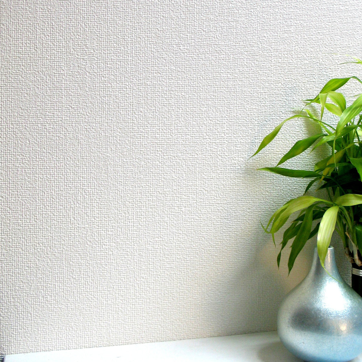 Milford Plain White Paintable Textured Vinyl Wallpaper