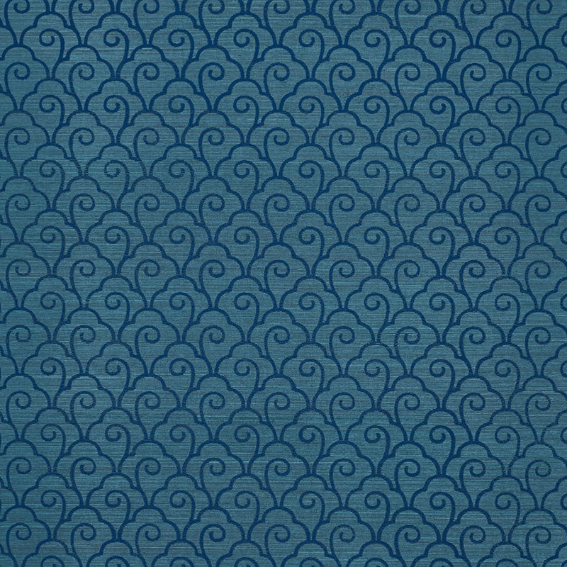 Scallop Filigree Sisal wallpaper in Lapis on Peacock by Schumacher, featuring a stylized Art Deco-inspired scroll pattern.