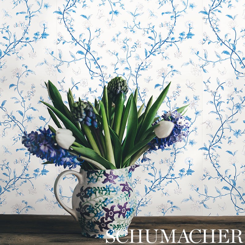 Floraison Porcelain by Schumacher Hand Screen Printed Floral Wallpaper – Schumacher 5009110