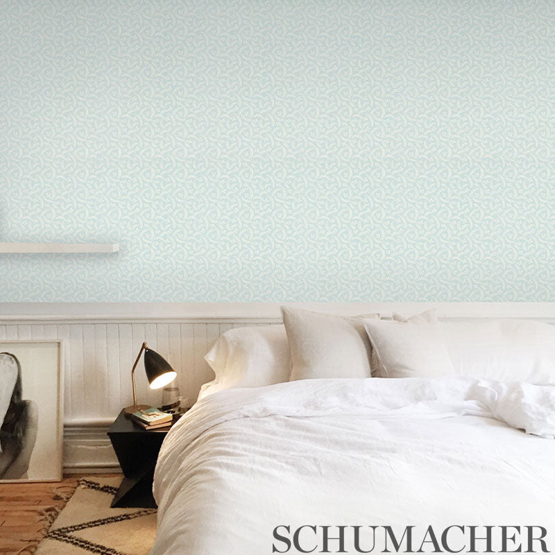 Delia Sky by Schumacher Botanical Wallpaper – Wallflowers Collection 5010351