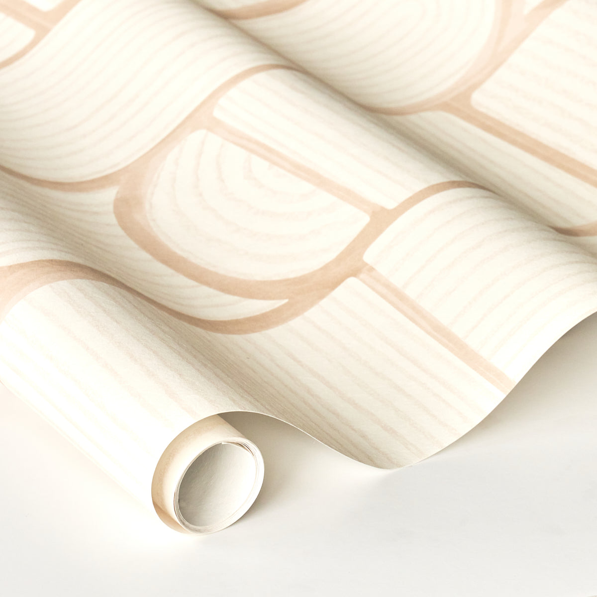Bloomsbury Warm White Geometric Wallpaper by Backdrop – Schumacher 5013681