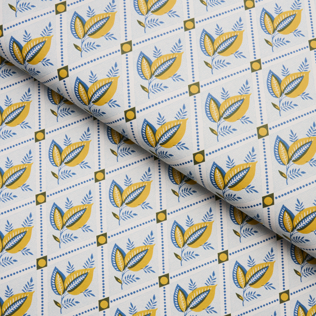 Basile Trellis Yellow & Blue Wallpaper by Schumacher – 5014230