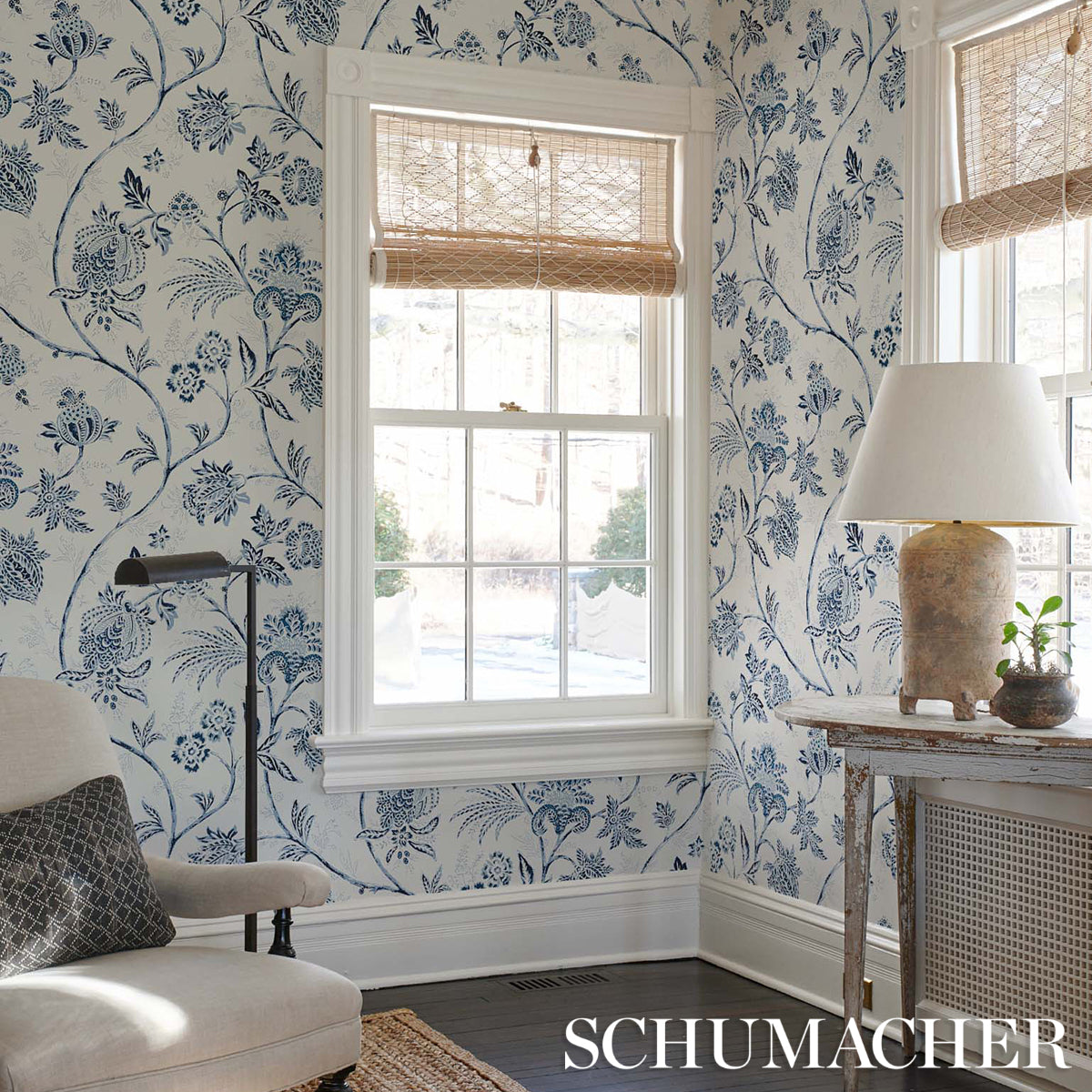 Chinoiserie Vine Cobalt by Mark D. Sikes Schumacher Wallpaper – 5014350