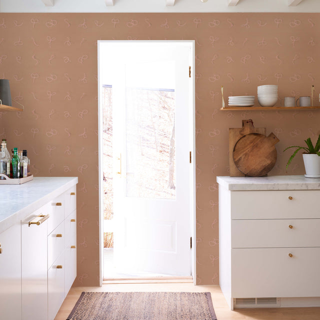 Butcher String Red and White on Brown by Charlap Hyman & Herrero Wallpaper – Schumacher 5014471