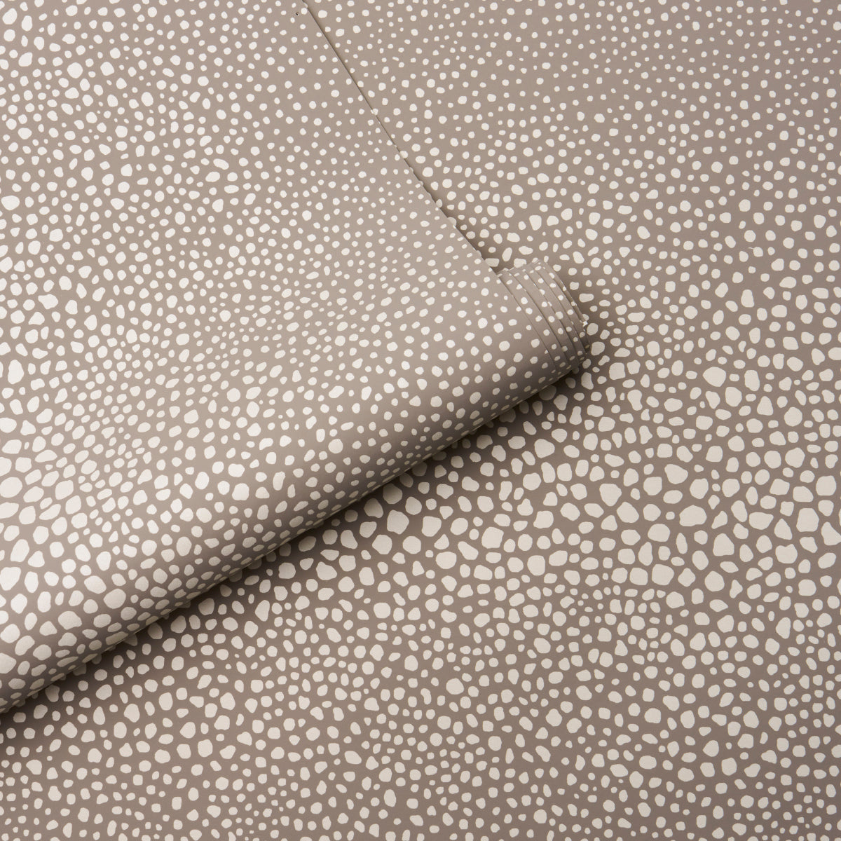 Fickle Texture Sand by Celerie Kemble Textural Shagreen Wallpaper – Schumacher 5015312