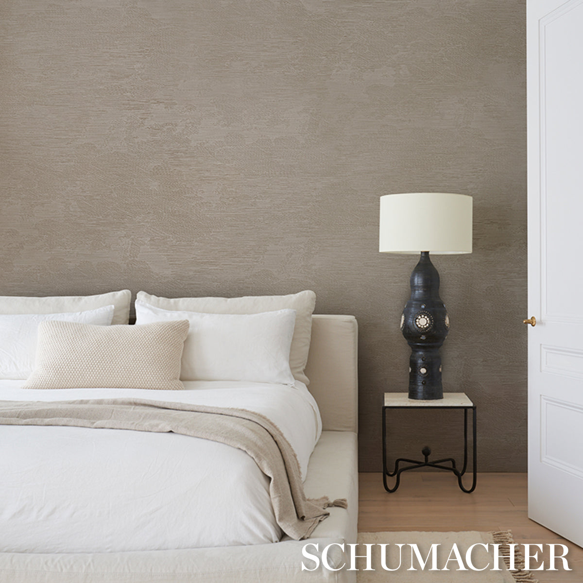 Drifting Cloudscape Golden Hour by Schumacher Textured & Woven Wallcovering – Schumacher 5016570