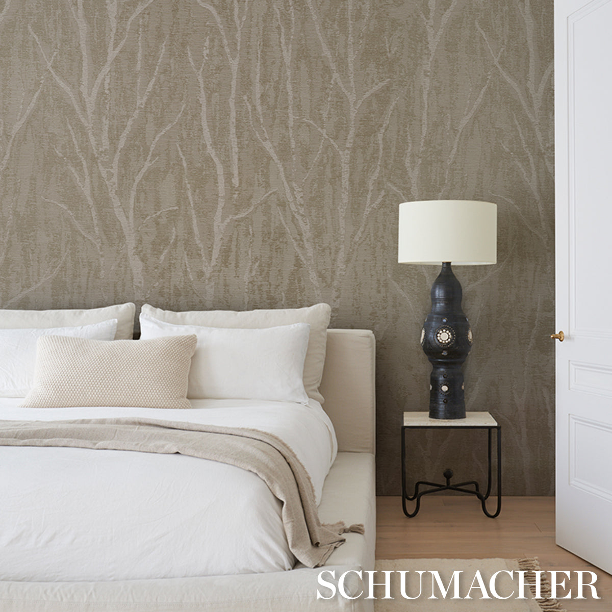 Komorebi Golden Hour by Schumacher Textured Metallic Wallpaper – Schumacher 5016592, 55 in x 35 ft