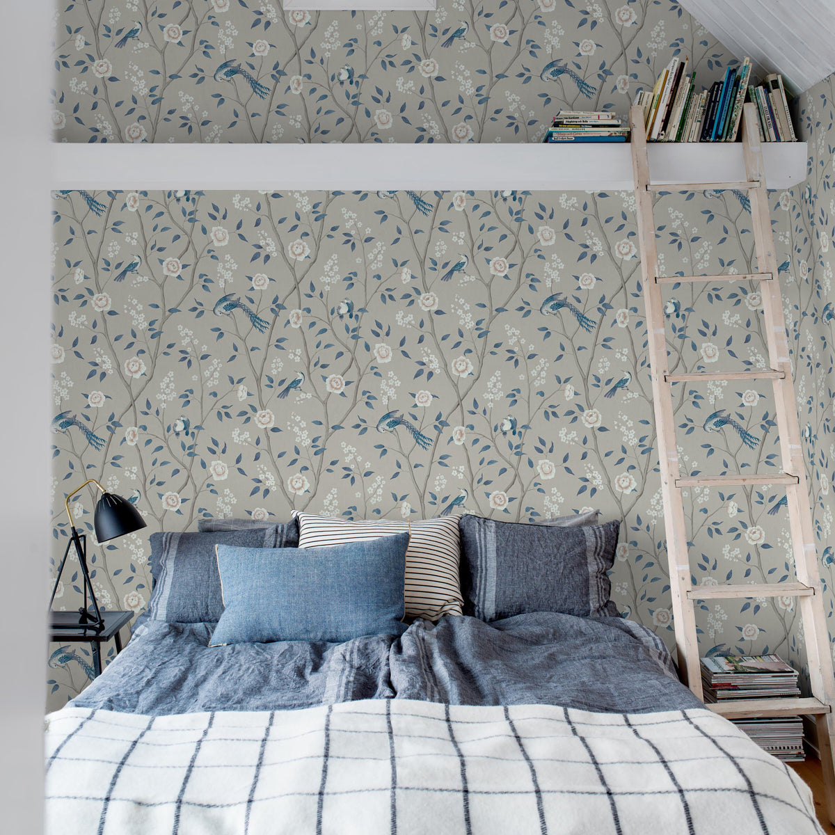 Paradise Birds Turquoise Shimmer by Boråstapeter Scenic Bird and Floral Wallpaper – Schumacher 6143
