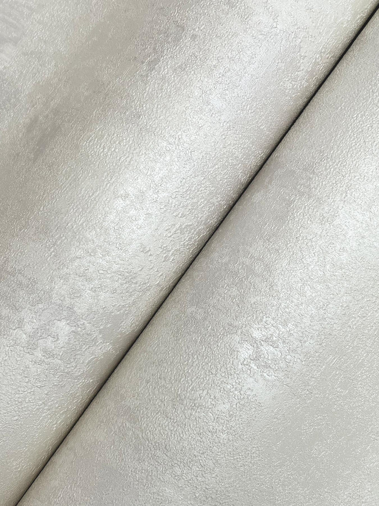 Italian Plaster Fog by York Wallcoverings Textured Vinyl Wallpaper – York Wallcoverings SI18563