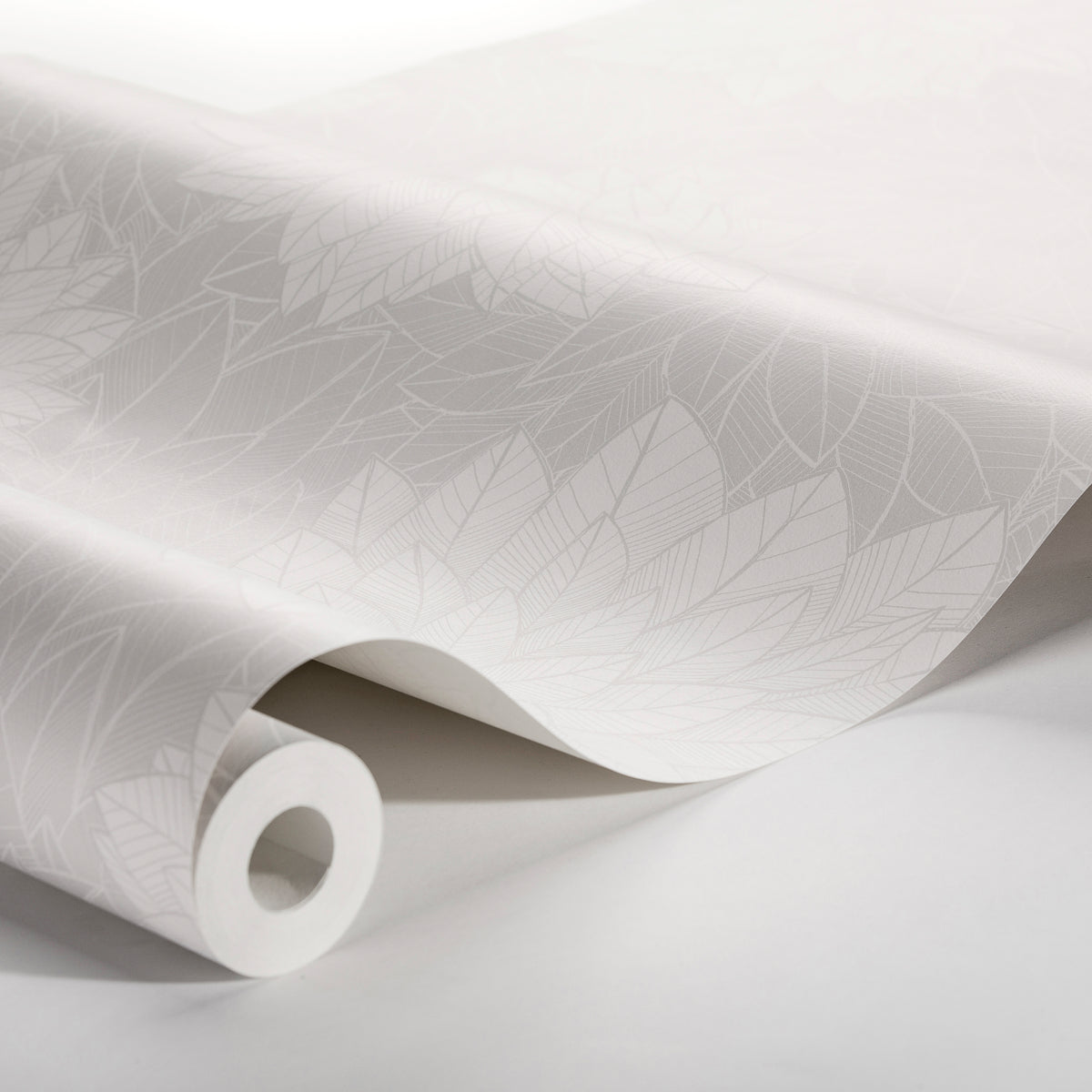 Foliage White Botanical Wallpaper by Boråstapeter – Schumacher 7186