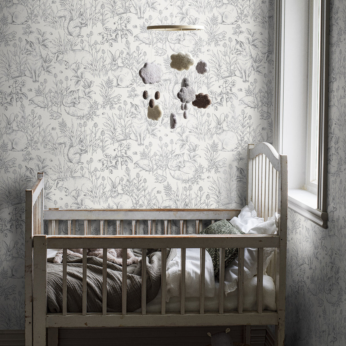 Forest Friends Ivory by Boråstapeter Woodland Animal Wallpaper – Schumacher 7478