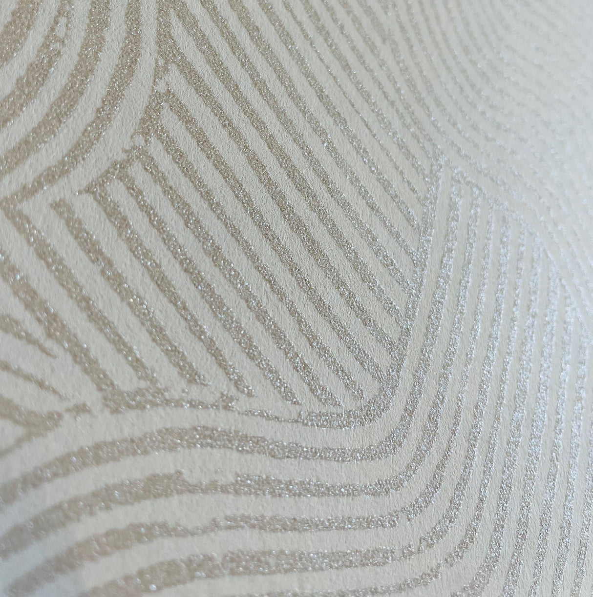 Bahia Dunes Beige by Veer Decor Abstract Wallpaper – Veer Decor 8251-AJ1