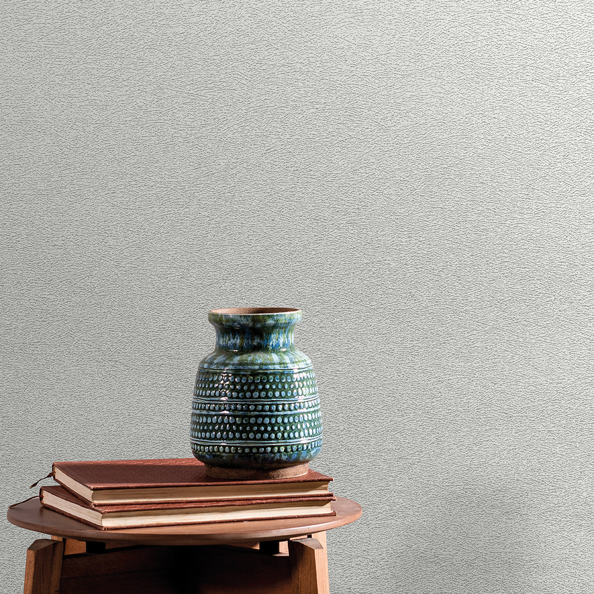 Faux Textile Fiber Texture Cream by Veer Decor Textured Wallpaper – Veer Decor 8252-AA3